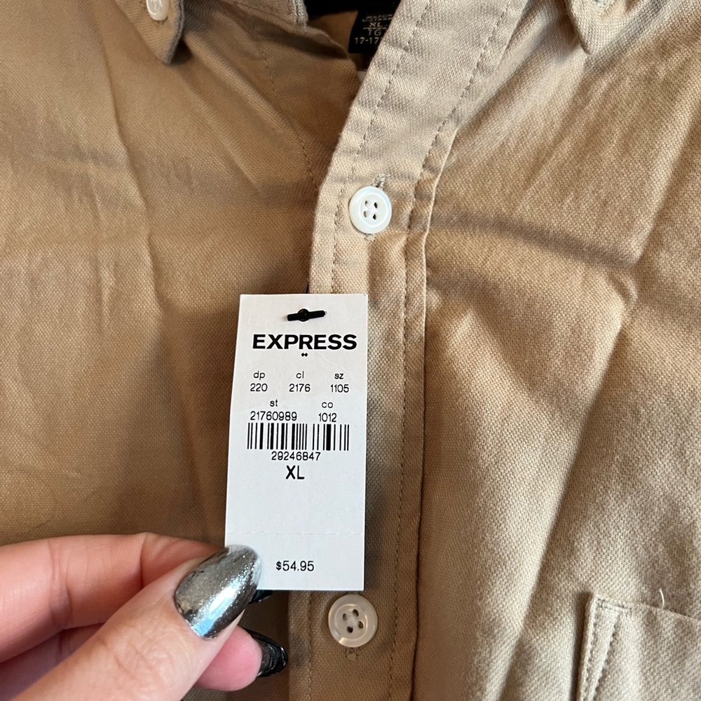 Men’s Express Button Up - Picture 2 of 2